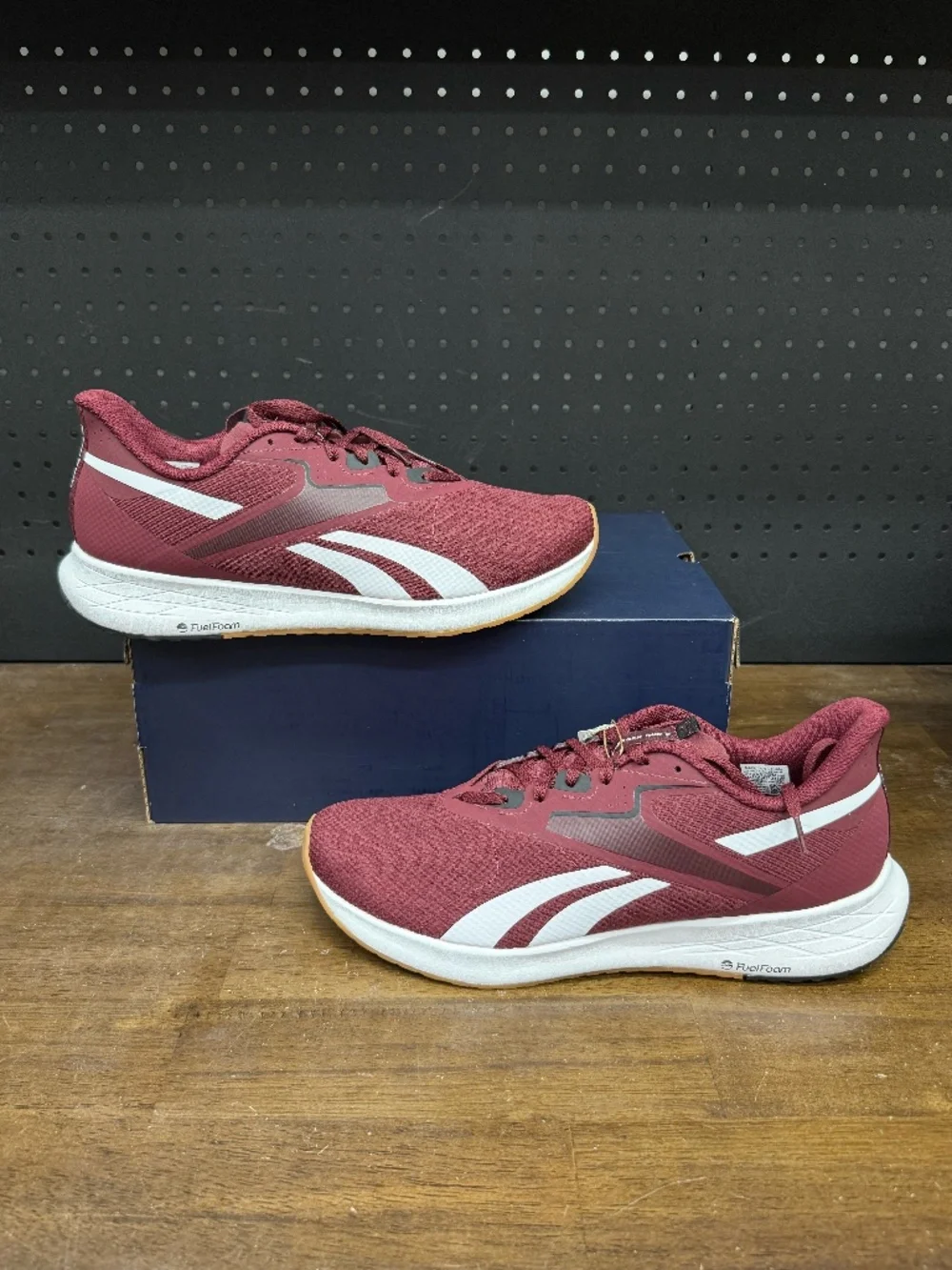 New W/ Box! Men's Energen Run 3 Maroon White Athletic Running Sneakers Size 13